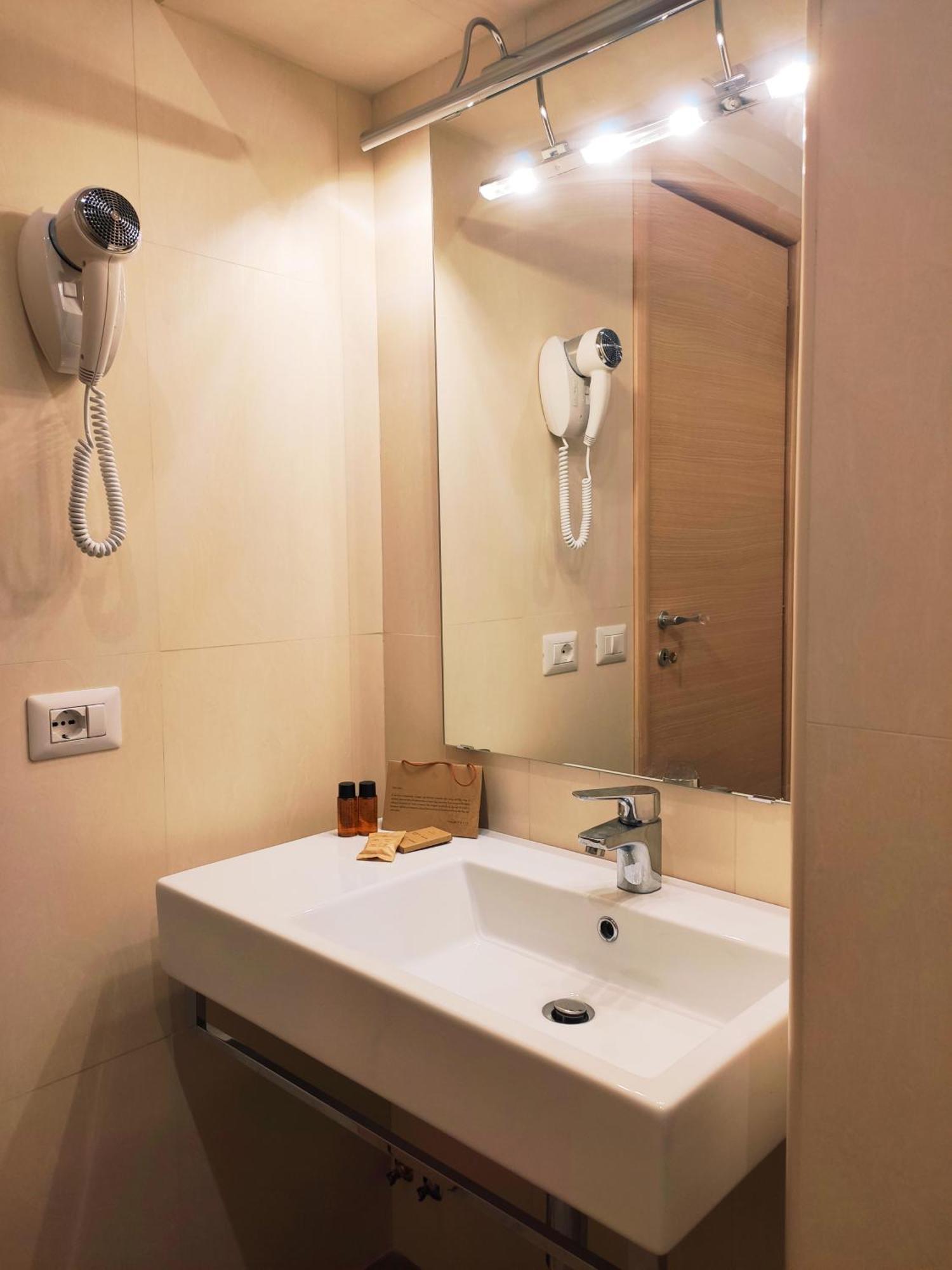 Luxury Suites - Stay Inn Rome Experience Exterior photo